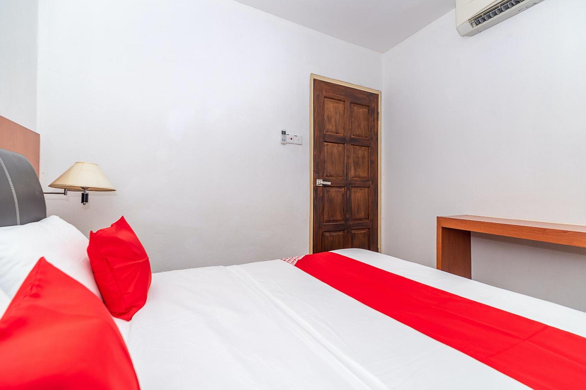 Eagle Wood Garden Hotel Membakut Exterior foto