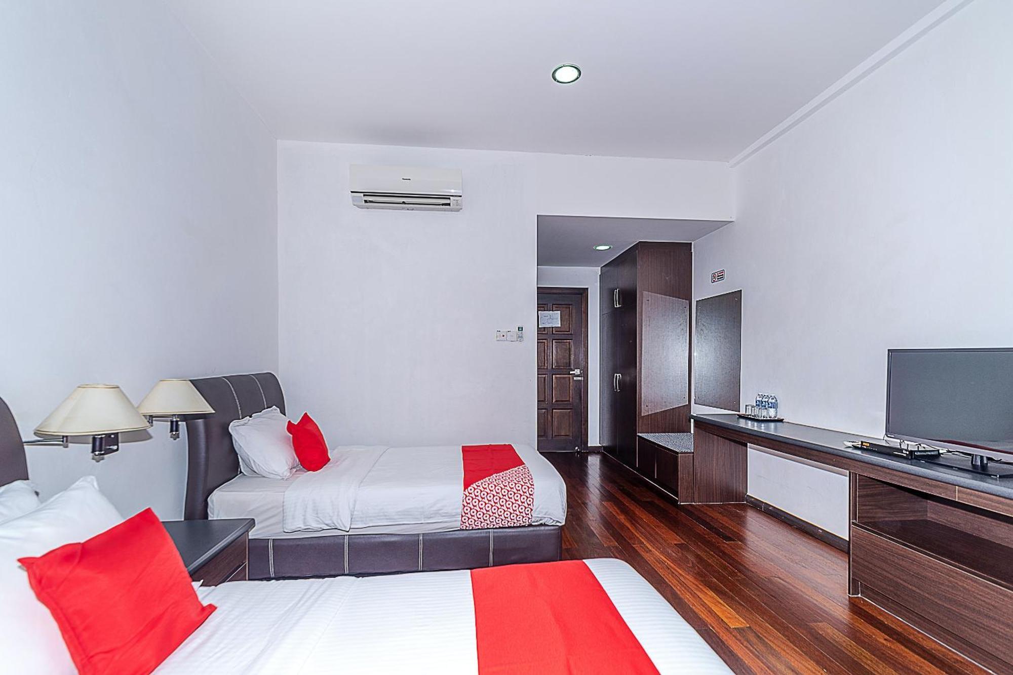 Eagle Wood Garden Hotel Membakut Exterior foto